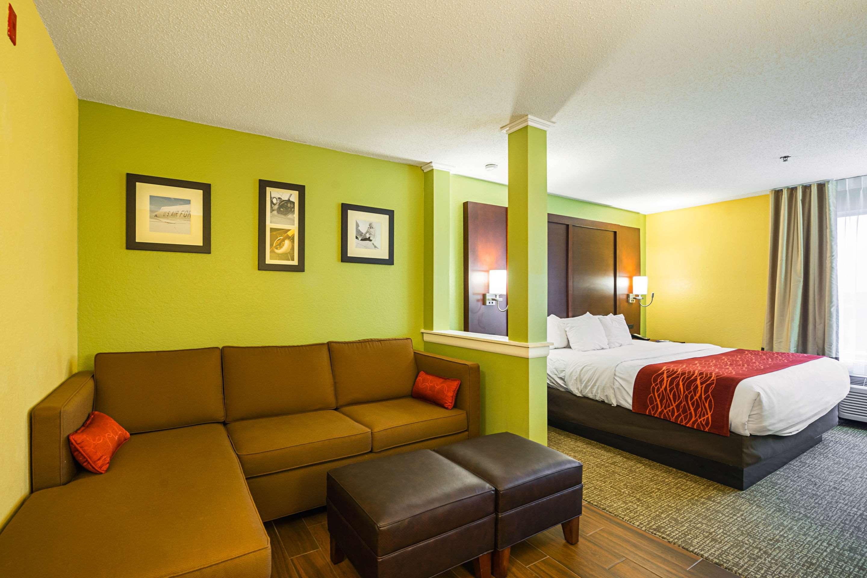 Comfort Inn & Suites Dayton Englewood Exterior foto